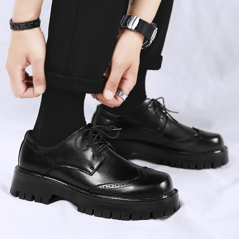 Sapato de couro preto monocrom - Men Shoes Louboutin avaliação e preço